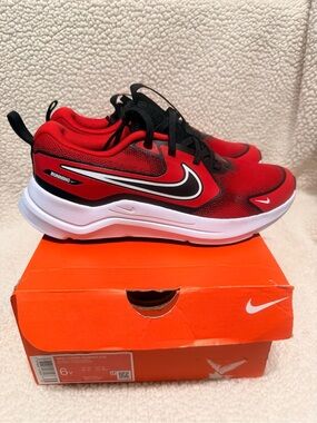 Nike Cosmic Runner Red and Black Running Sneakers